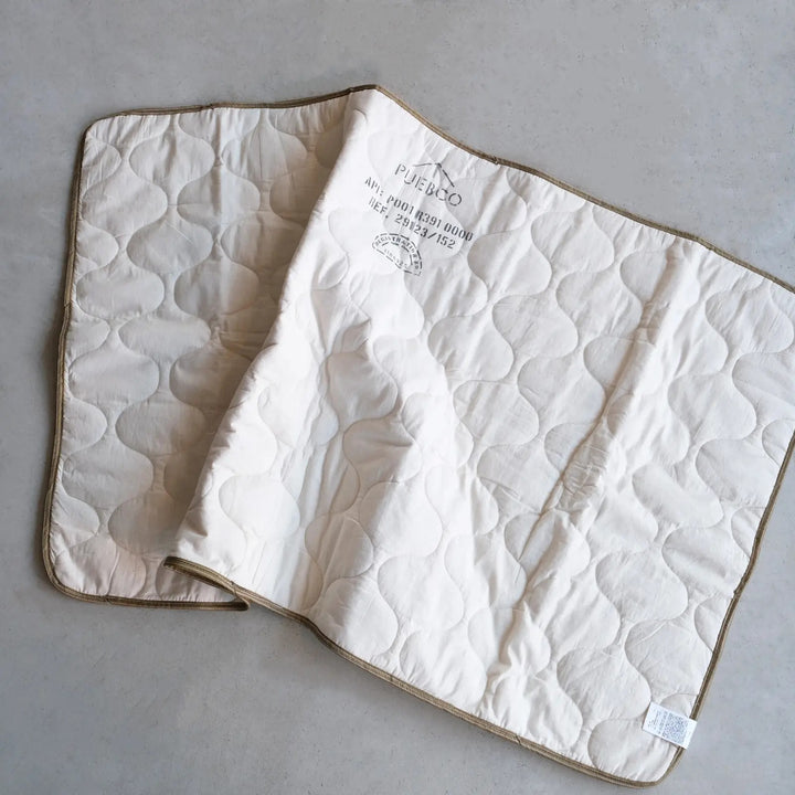 Vintage Parachute Line Quilted Banket