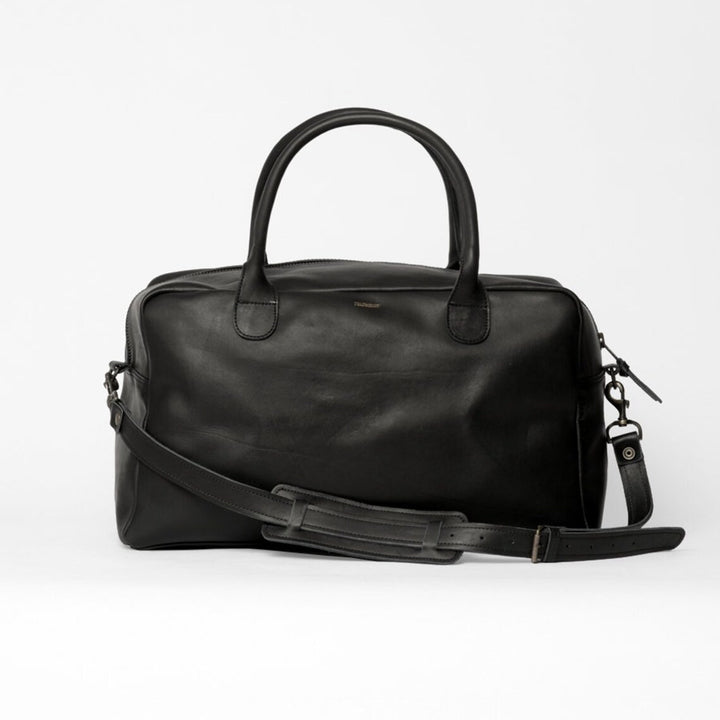 Leather Weekend Bag in Black