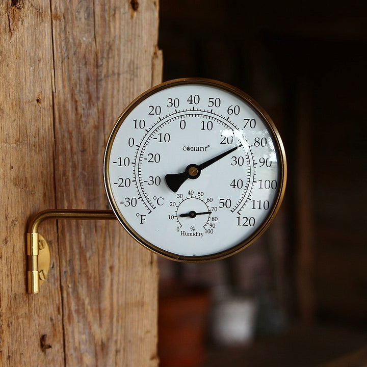 Wetterstation aus Messing mit Anzeige für Temperatur und Luftfeuchtigkeit