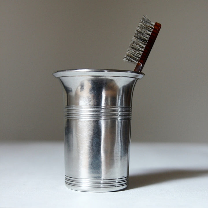 Zahnbürstenbecher Anelli aus Hartzinn von Cosi Tabellini