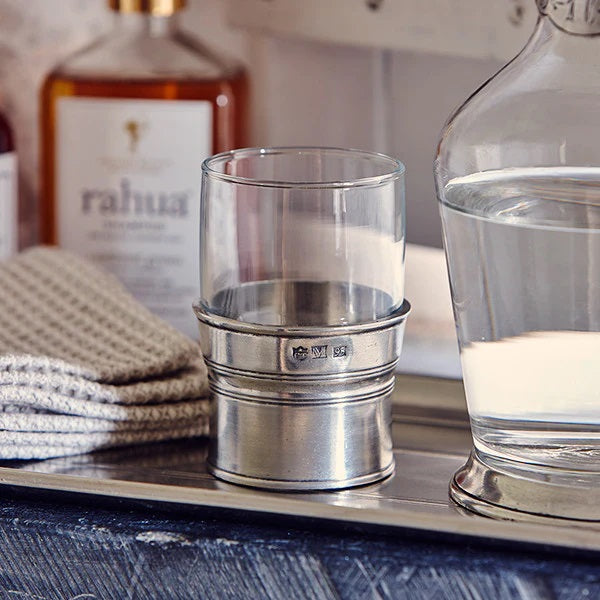 Zahnputzbecher Irlanda im Badezimmer als stilvolles Accessoire