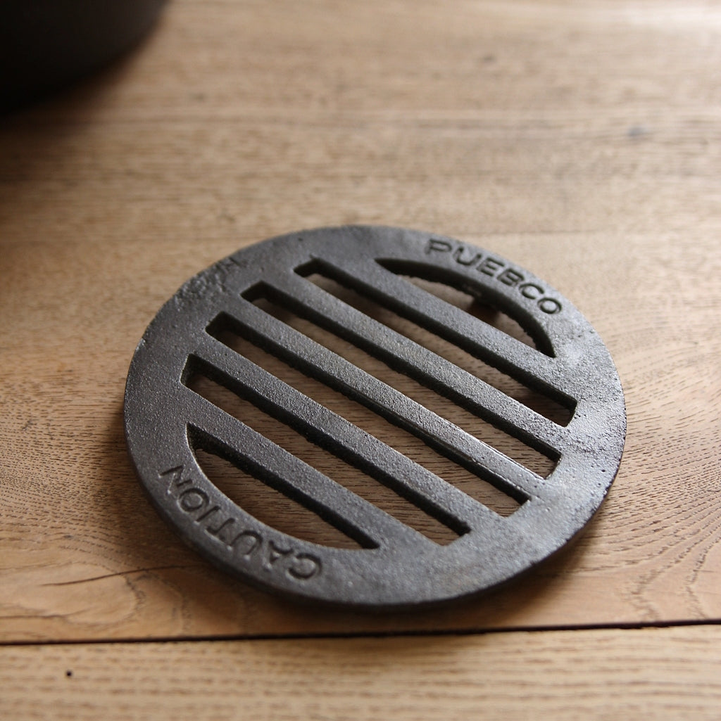 Dessous de plat circulaire en fer