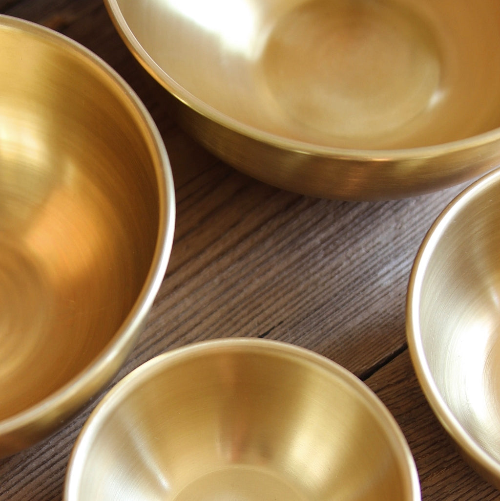 Round Brass Bowl XL/16