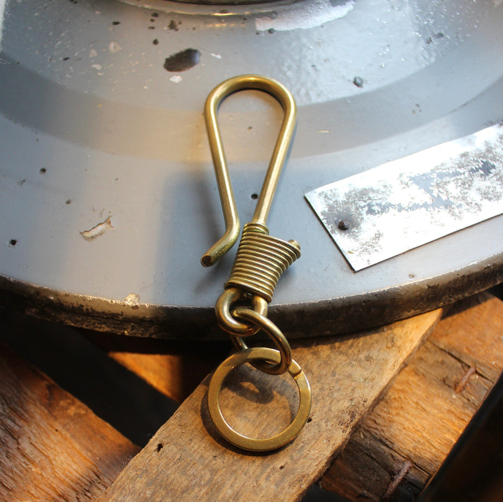 Schlüsselhaken aus massivem Messing für Gürtel oder Tasche